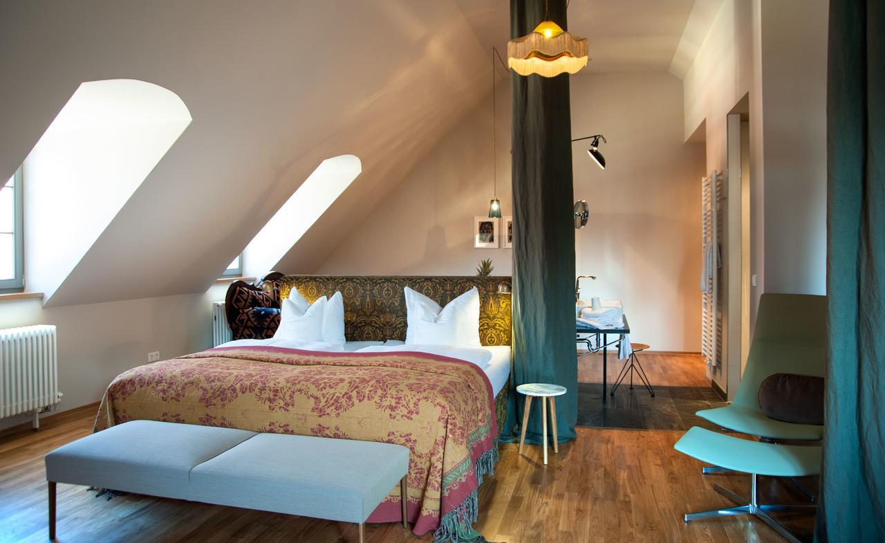 Emmerich Hotel Goerlitz エクステリア 写真 A room at the Hotel St. George